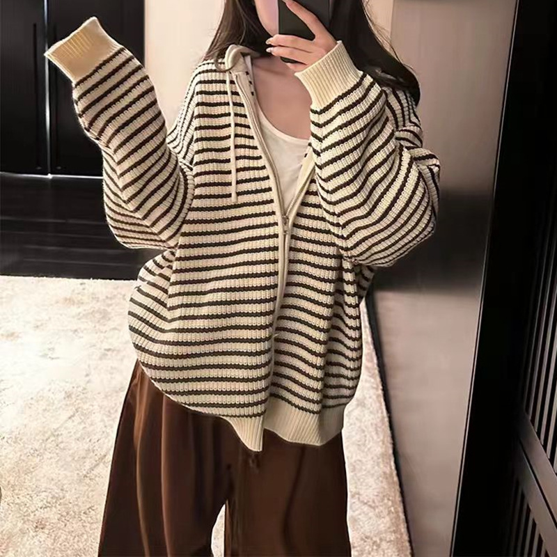 New Hooded Striped Knit Cardigan for Women, Autumn and Winter Korean Style, Loose Versatile Top Jacket, Soft and Versatile Color-Blocking