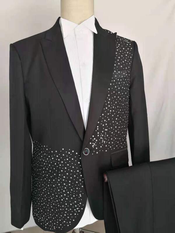 2022 Men's Slim-Fit Suit Set in Black and White with Rhinestone Details, Lightweight Formal Tuxedo with Peaked Lapels