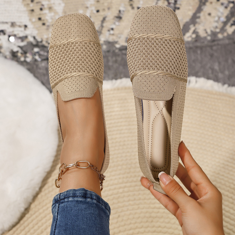 Trendy Patchwork Foreign Trade Plus Size Flyknit Shoes, New Summer Breathable Women's Shoes, Korean Style Slip-On Loafers, Casual Shoes Trendy Patchwork Foreign Trade Plus Size Flyknit Shoes, New Summer Breathable Women's Shoes, Korean Style Slip-On Loafers, Casual Shoes