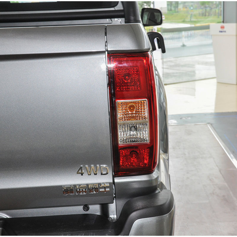 Suitable for Huanghai pickup truck n2 rear tail lamp assembly N2/N1S rear headlight left and right rear brake lights reversing lamp cover