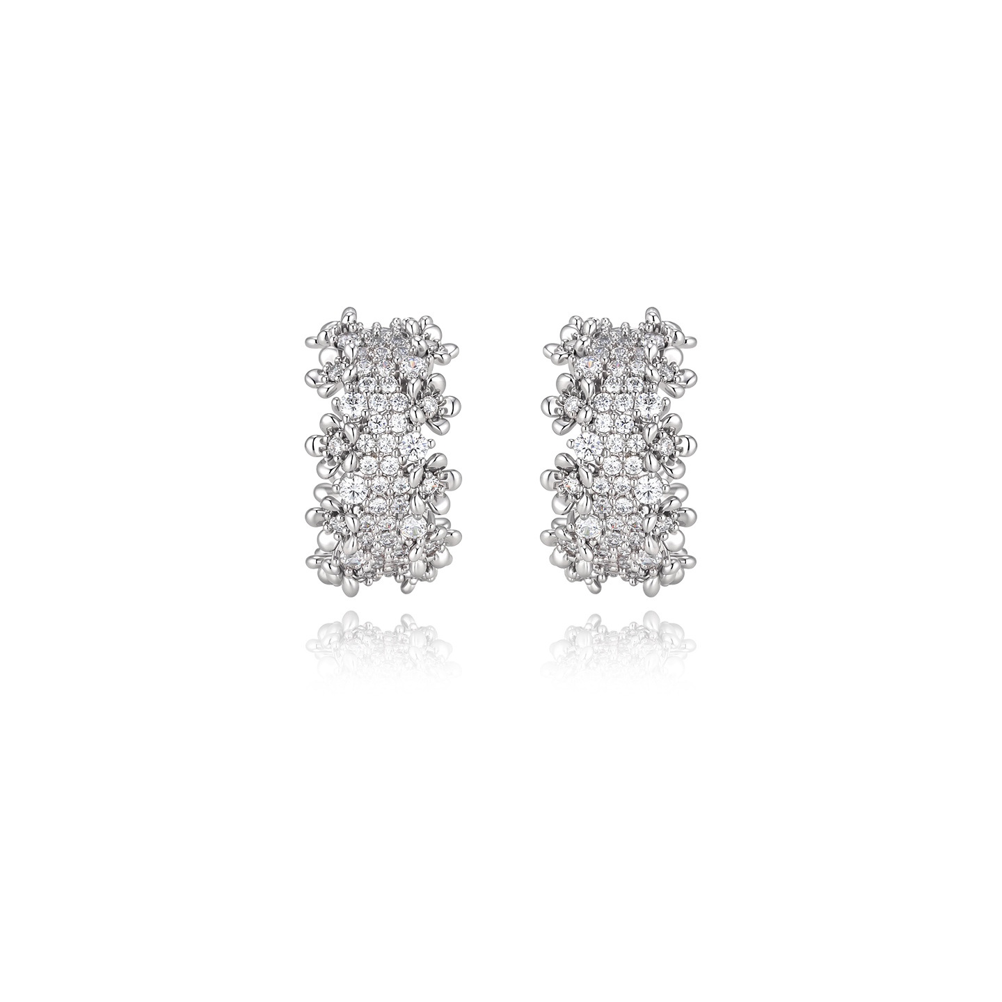 Xuping gemas artificiales ligeras de lujo temperamento pendientes de aleación de cobre chapado blanco transfronterizo ins aretes de viento al por mayor mujeres