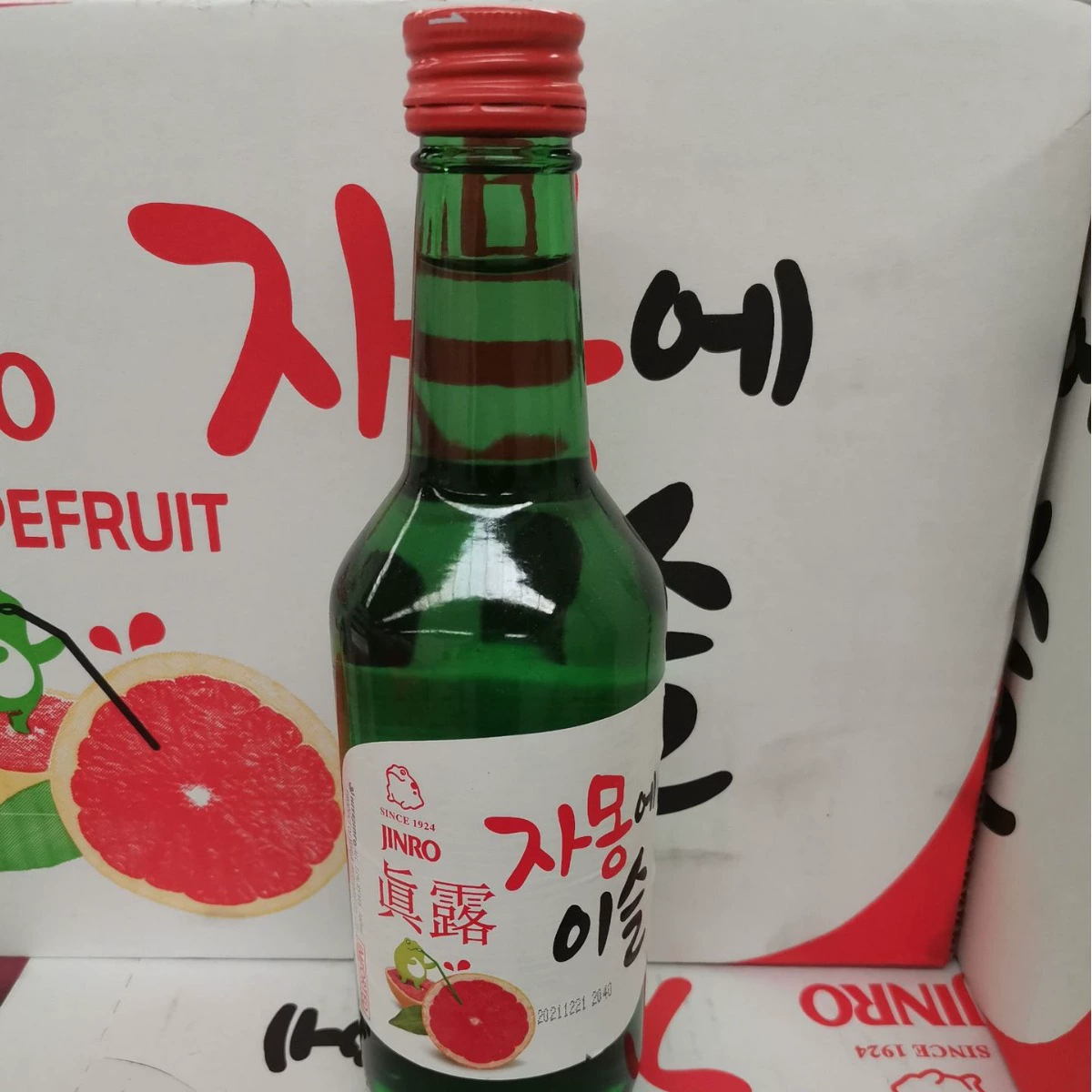 Соджу (Jinro) 360 мл ×20 бутылок, assorted fruit flavors — strawberry, grapefruit, grape, peach, plum