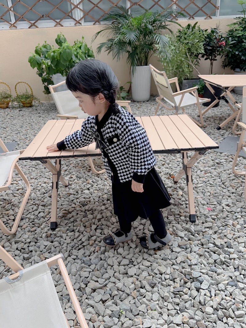 Maglione da ragazza 2023 Autunno / Inverno Nuova edizione coreana occidentale Little Fragrance Baby lavorato a maglia scozzese Top a due pezzi_voghion.com