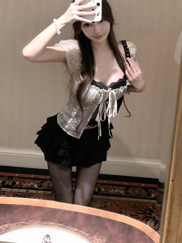 现货纯欲风波点泡泡袖系带小衬衫挂脖蕾丝吊带短款上衣套装两件套|undefined