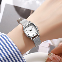 tk����W�tins�L�羳�r���ֱ�Ů�����lС�ɚ��|�W��Ůʿ�ֱ�