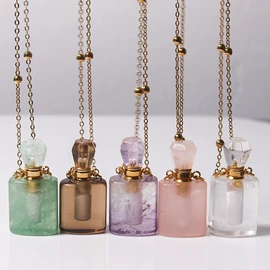 吊坠;宝石工艺品;天然玉石项饰