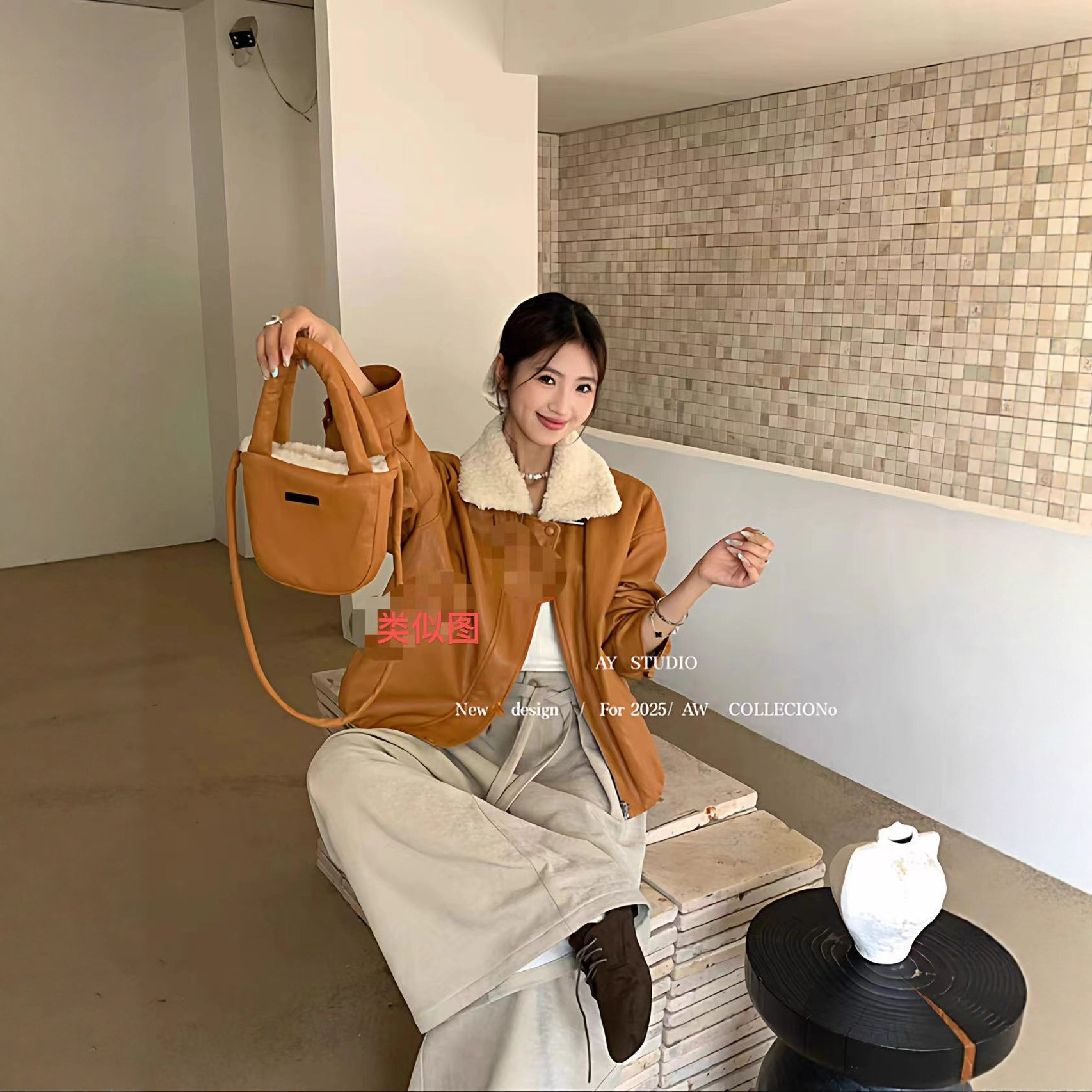 115-35  酷飒风机车感毛毛翻领90白鸭绒内胆蛋白皮皮羽绒服 338