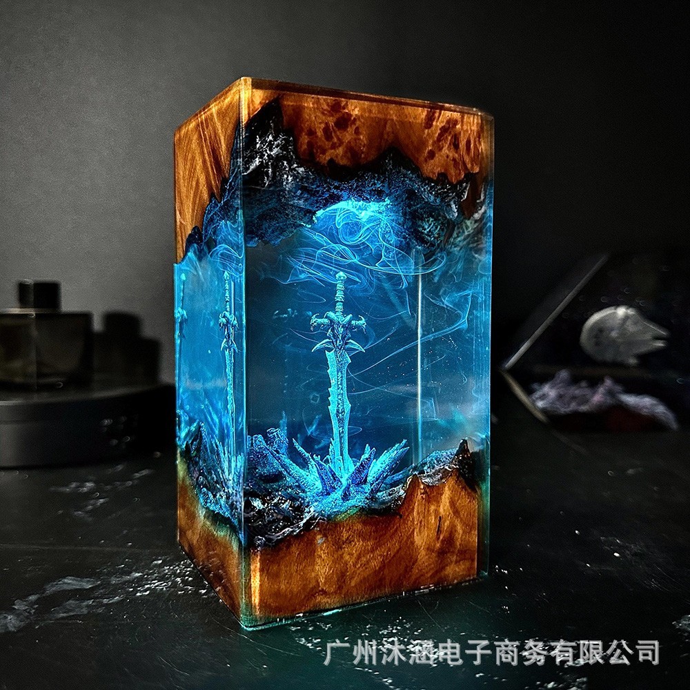 Serie mágica de madera sólida resina lámpara de noche espada mágica arte juegos de luz de noche regalos para los amantes de regalos de Navidad