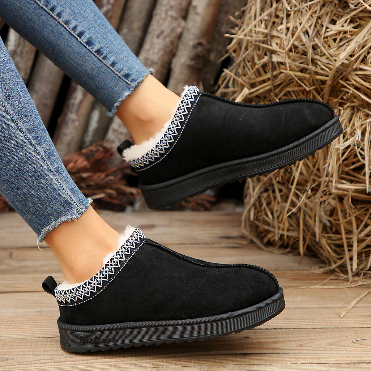 Plus-size cow women's thick sole cotton shoes solid color thick cotton clip fashion simple_voghion.com