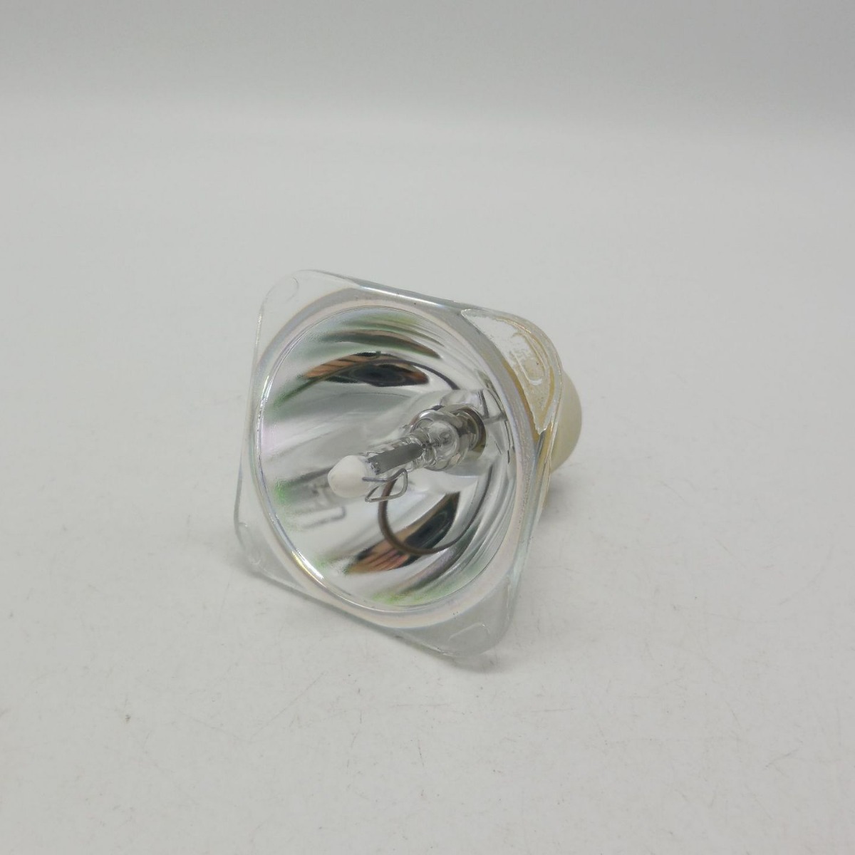 Original projector bulbs compatible with BenQ TH683 MH680 MH630 (factory wholesale).