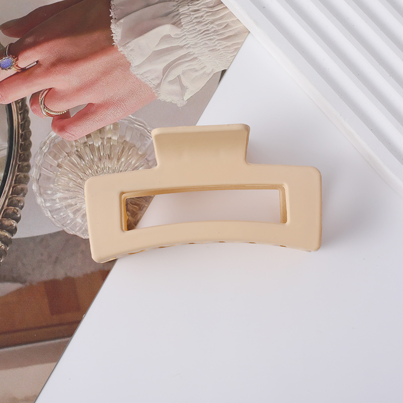 Agarre de pelo helado transfronterizo color de caramelo Cabeza trasera simple clip de pelo grande clip de tiburón de baño updo accesorios para el cabello al por mayor