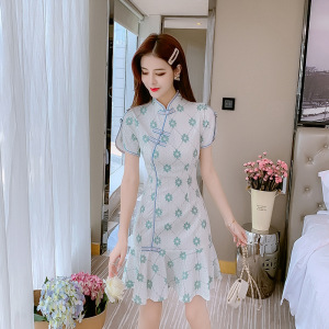 旗袍2021年新款夏季法式改良年轻款少女日常可穿蕾丝连衣裙小个子