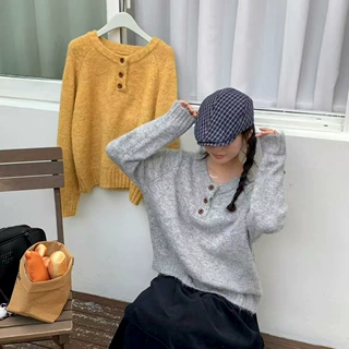 时尚休闲慵懒风圆领单排扣套头毛衣女秋冬新款超厚软糯针织衫上衣