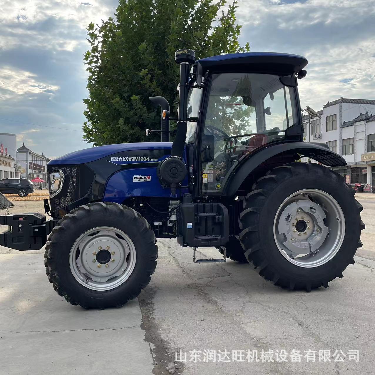 农用拖拉机 雷沃欧豹1204四驱耕整犁地拖拉机田地开沟起垄播种机