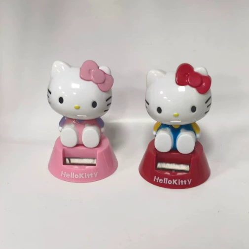 Солнечная фигурка Hello Kitty для авто качающаяся