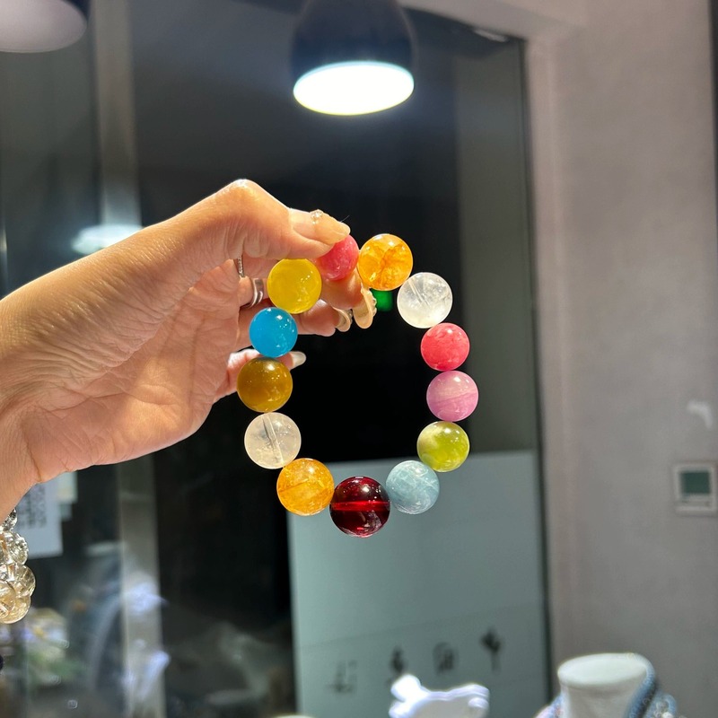 Zhu Zhu の女性用マルチトレジャークリスタルブレスレット 2025 ラッキーピーチブロッサムドーパミンハイエンドブレスレットアクアマリンブレスレット|undefined
