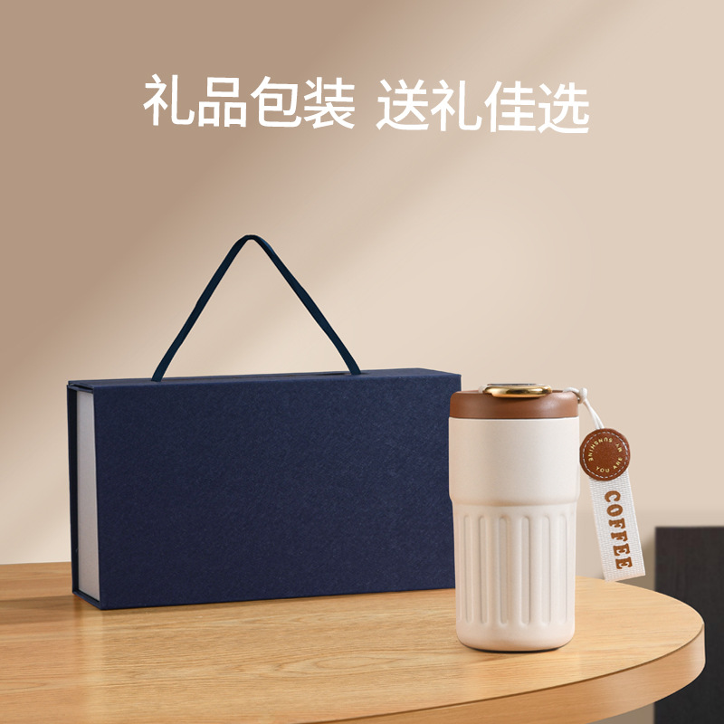 Inteligente taza de aislamiento térmico chica 316 café lindo acompañante estudiante masculino portátil coche taza agua al por mayor