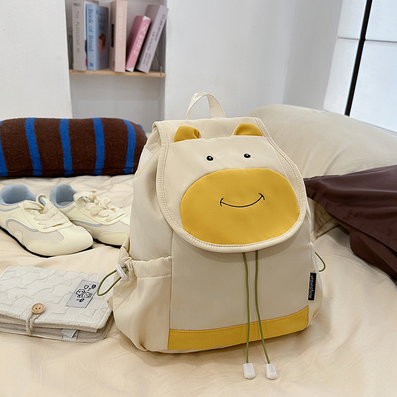 Mochila de niña de vaca linda, mochila de dibujos animados de gran capacidad, mochila extraña, literatura y arte fresca, mochila de estudiantes universitarios.