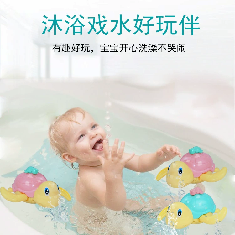 Кукольная игрушка в воде для купания