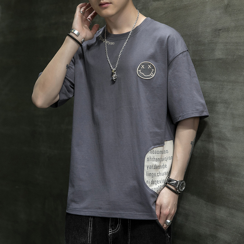 Kurzarm-T-Shirt mit besticktem Lächeln-Gesicht für den Sommermodetrend für Herren, Oberteil mit Kontrastfarbe, lockere Fünf_voghion.com