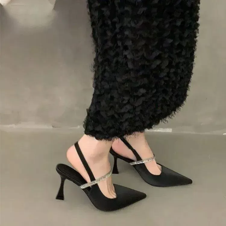 Французские задние туфли черные туфли на высоком каблуке 2024 весна лето новый стиль с юбкой одиночные туфли сандалии женские черные
