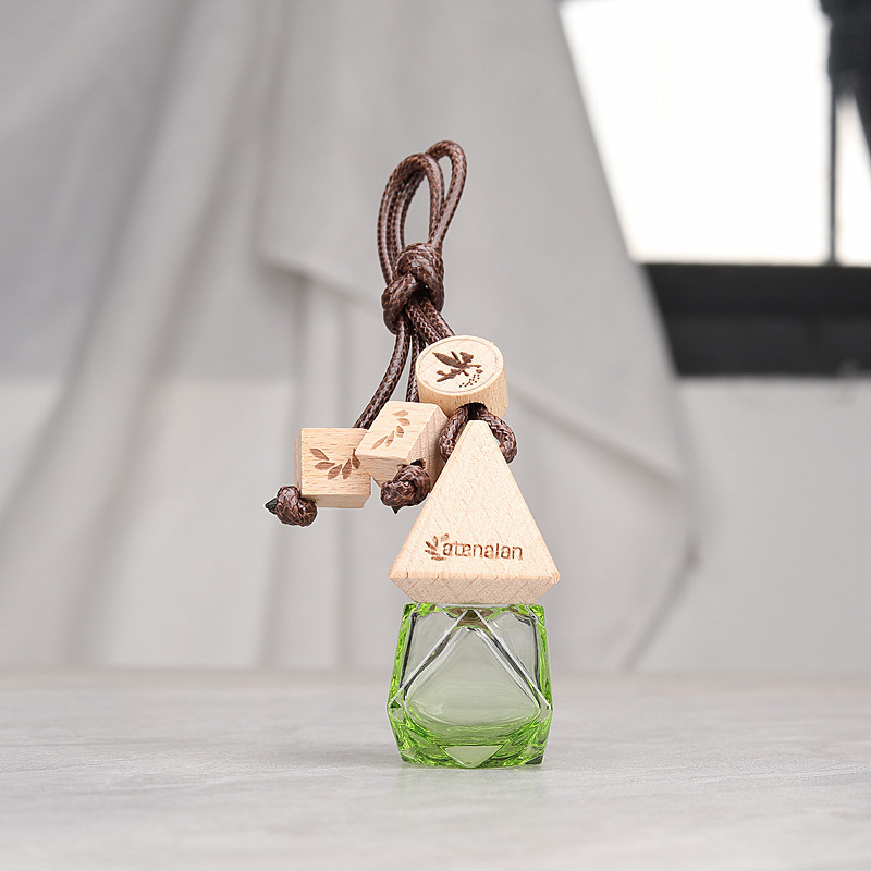 G014-8ml 車用ストラップ車用アロマセラピーボトルペンダントミニ揮発性ガラス詰め替えエッセンシャルオイル空ボトル