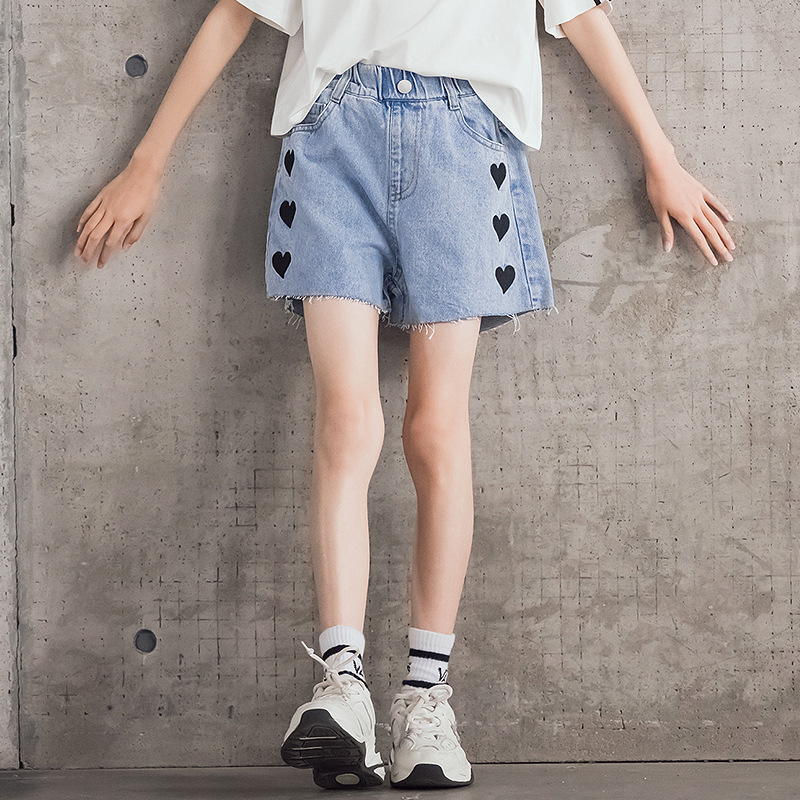 女童牛仔短裤2025夏装韩版刺绣爱心中大儿童洋气学生英伦风童裤