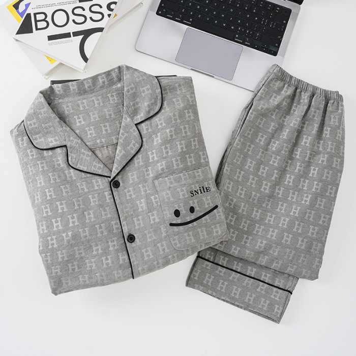 2025 nuevo algodón nublado primavera y otoño pijama cardigan de manga larga moda simple y cómoda ropa para el hogar verano