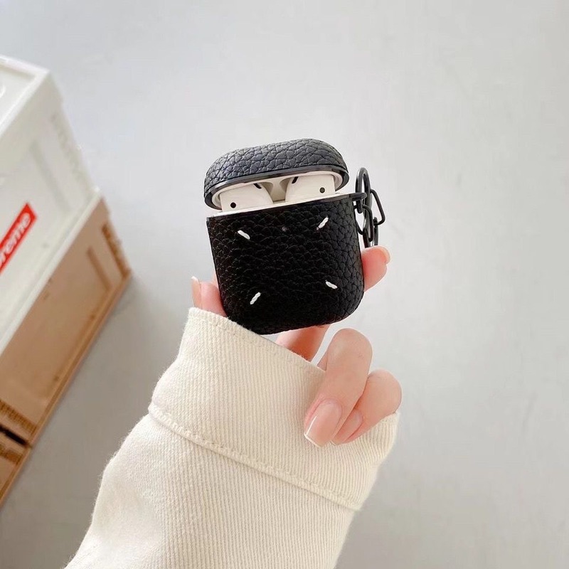 Margielaイヤホン保護カバー首を掛けて斜めにチェーンをまたいでairpos 2/3世代の皮質潮牌の対外貿易の金を適用します。|undefined
