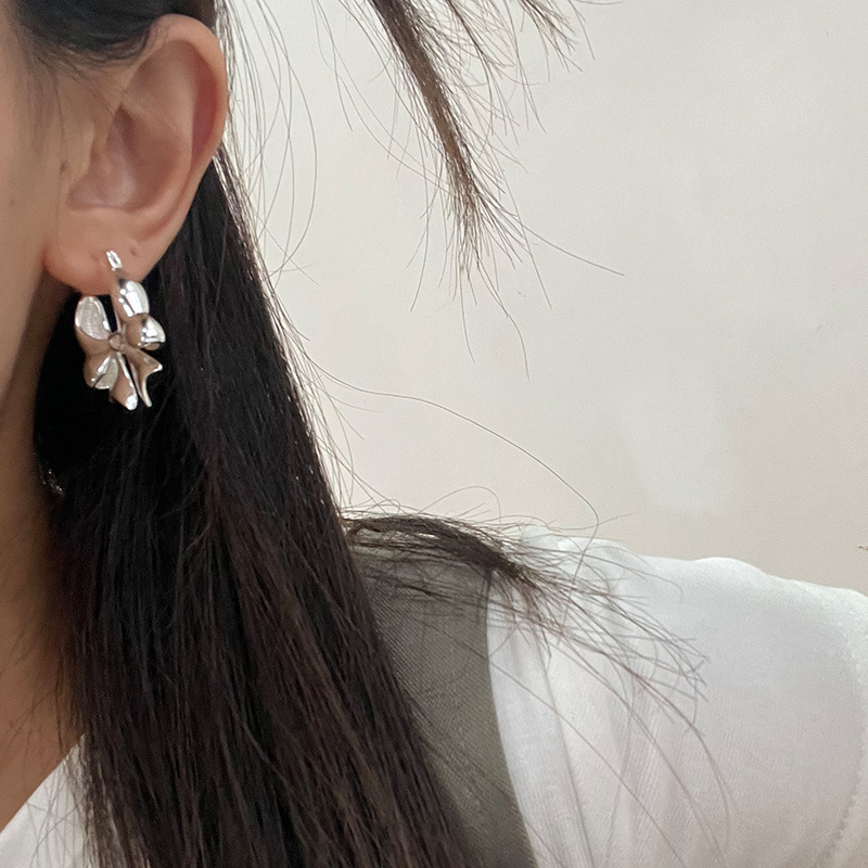 16g Weight Copper Ear Needle Material Hoop Earrings Classification 1 Pair Quantity Daily, Date Occasion Copper Material Bow Knot Pattern Women's Gender Streetwear Style 1 Pair Streetwear Bow Knot Copper Hoop Earrings 6