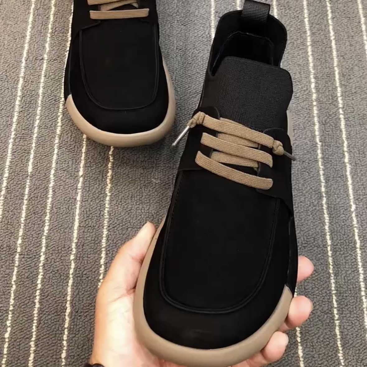 歪头宽脚小丑鞋子男软皮软底耐磨休闲皮鞋磨砂皮复古百搭透气时尚