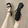 2024 Summer new fairy wind thick heel slippers Put the square -headed -toe word dew, drag the fashion mid -toe women's shoes wholesale