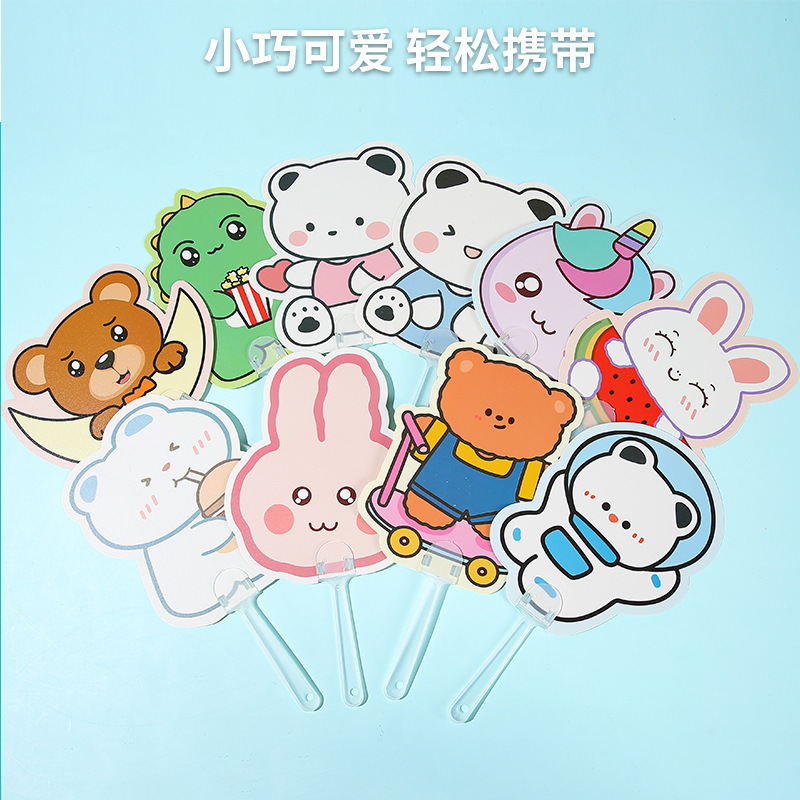 Yiwu mercado nocturno puesto empuje pequeño anillo de productos básicos puesto al por mayor en línea popularidad regalos para niños juguetes luminosos