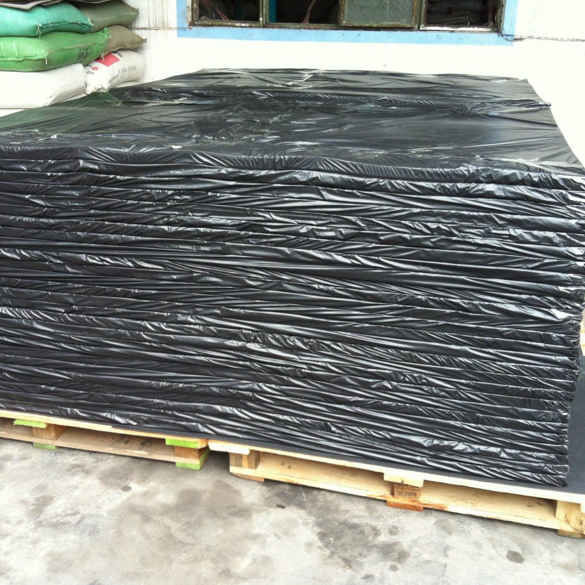 PE板生厂家、PE板制品厂家、PE板材厂家0.2MM-6MM