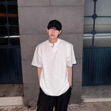痞帅V领纽扣设计感短袖T恤男2025夏季新款宽松休闲纯色半袖上衣潮