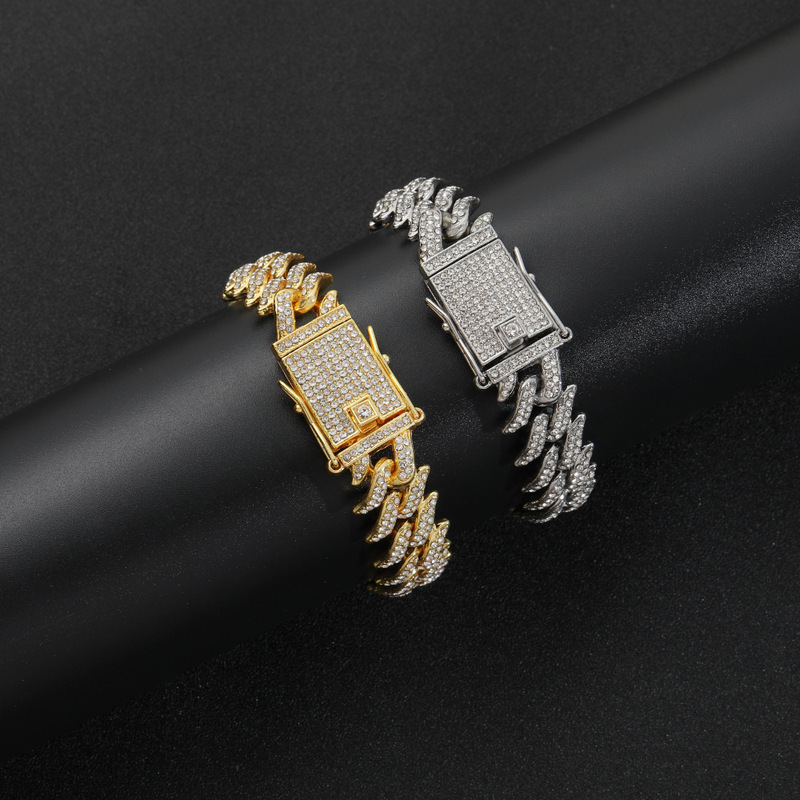 European and American New Small Thorns Cuban Bracelet 16mm Punk Hip Hop Spiked Water Chestnut Men's Bracelet Cross-border Jewelry