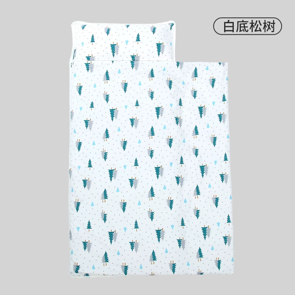 W nap mat-white background pine