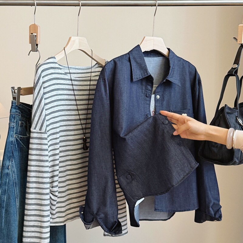 Retro Hong Kong-style dark blue collared soft denim shirt for women, new autumn cardigan, stylish and age-reducing top Retro Hong Kong-style dark blue collared soft denim shirt for women, new autumn cardigan, stylish and age-reducing top