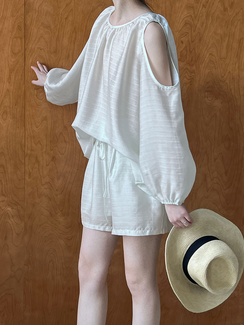 Texture Hollow Out Cutout Out Shoulder Baring Sun Protection Tencel Top Shorts Two Piece Set Suit Summer