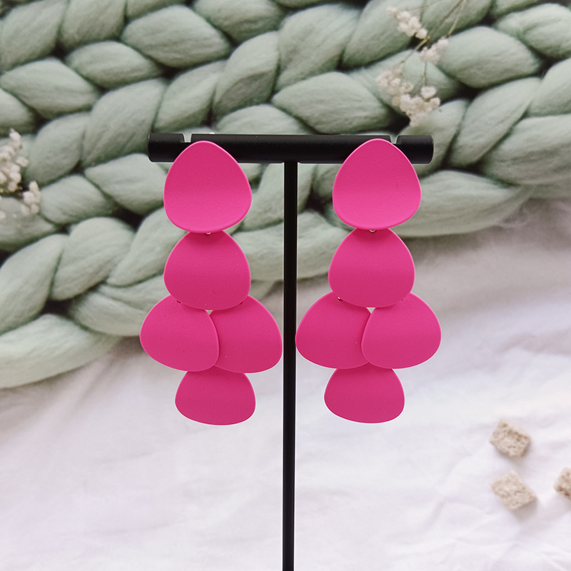 1 Pair Elegant Lady Geometric Metal Drop Earrings display picture 1