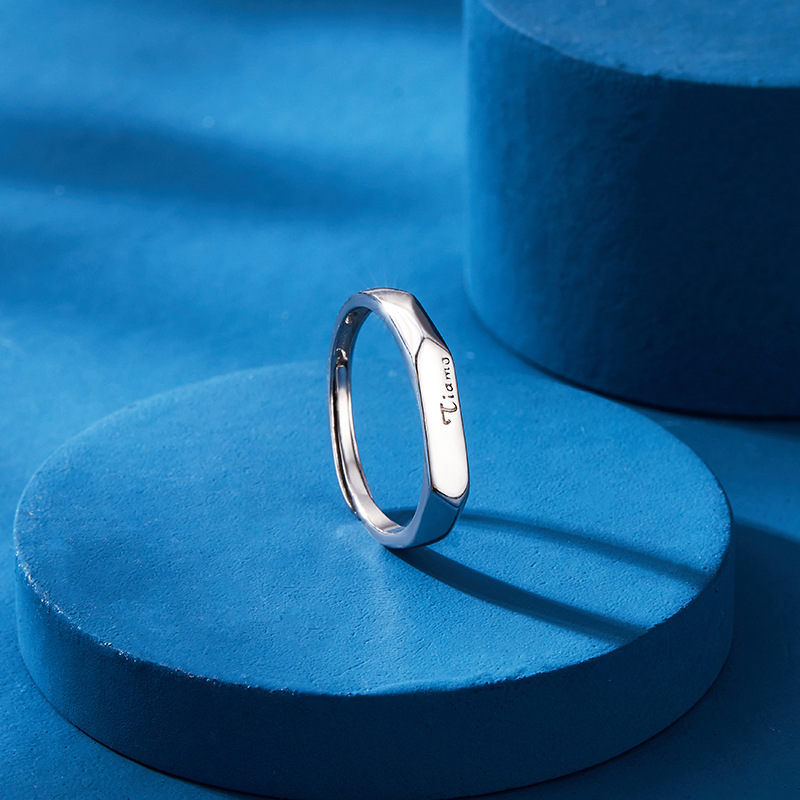 Anillo de pareja S925 par de plata esterlina par de letras de apertura geométrica de plata Lisa anillo de pareja de hombres y mujeres anillo de bodas diseño de nicho