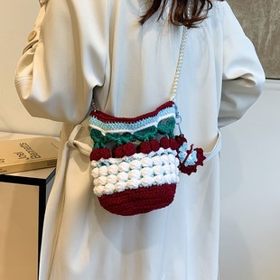 25�����¿��ë����Ʒ�羳�ɐۙ����h��ײɫˮͰ��Ů�����l���