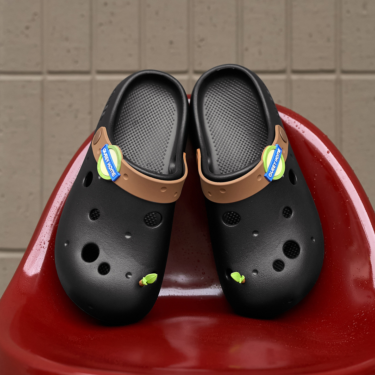 Croc Shoes Naisten 2026 Liukumattomat paksupohjaiset päällysvaatteet Kotiin Hengittävät ja mukavat Varvastossut Koti Korkeatasoiset Haisemattomat jalat
