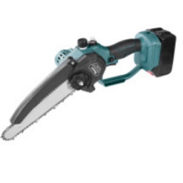 中国充电式大容量锂电电锯链修剪树枝神器