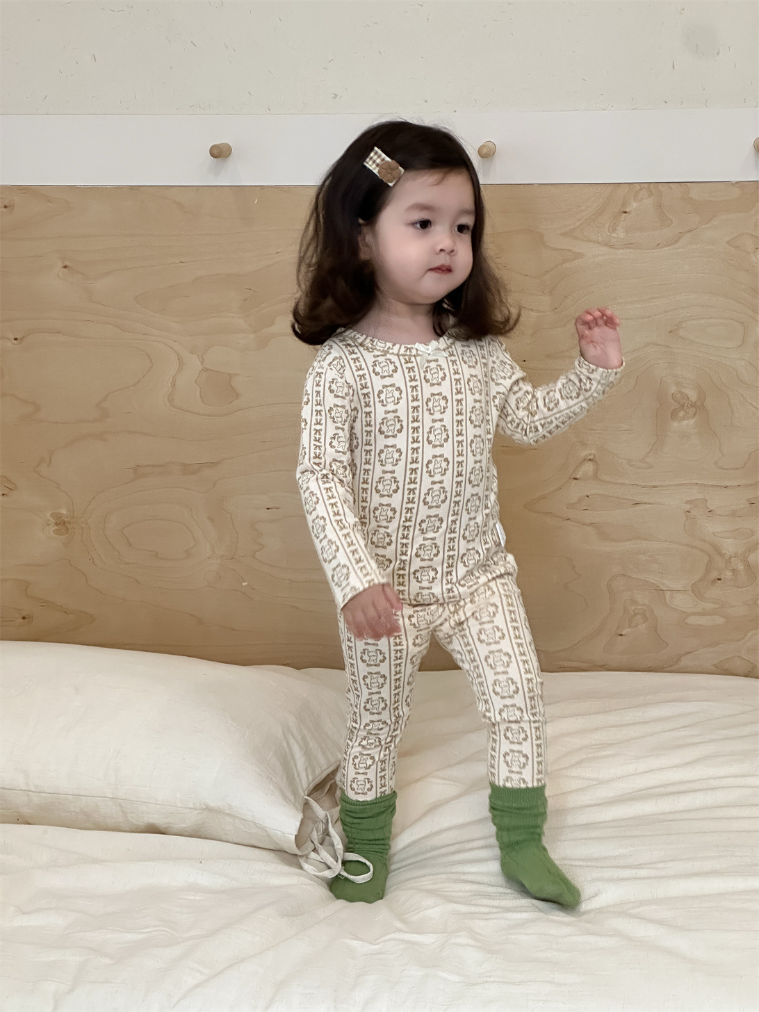 Pajamas infantiles infantiles de otoño ropa de bebé 2025 ropa de otoño ropa infantil coreana ropa de niña casa