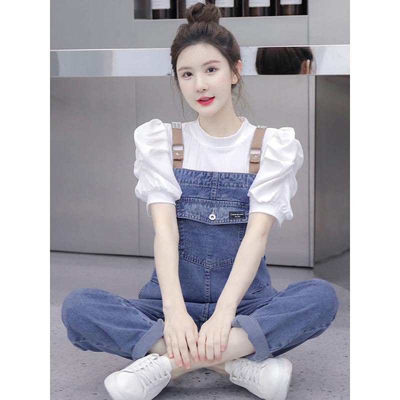 深蓝色牛仔背带裤女夏款宽松孕妇小个子可爱薄款短袖洋气时尚套装