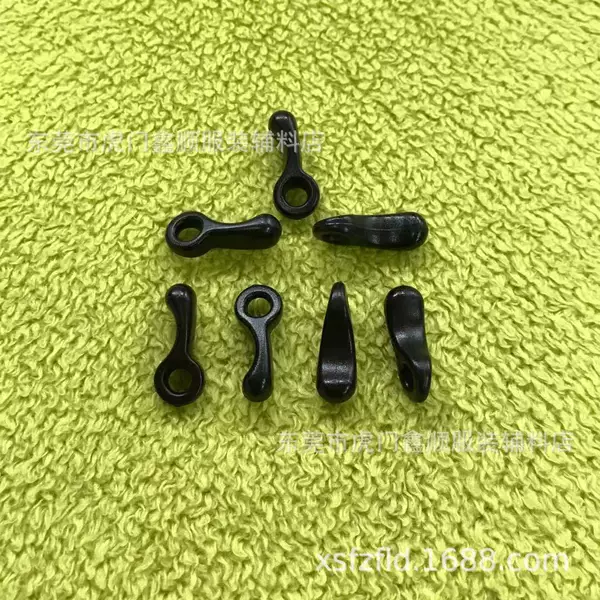 Spot supply plastic pull tab pull drop rope buckle hanging clock wear rope buckle hat handle rope Head Hole 3mm small comma