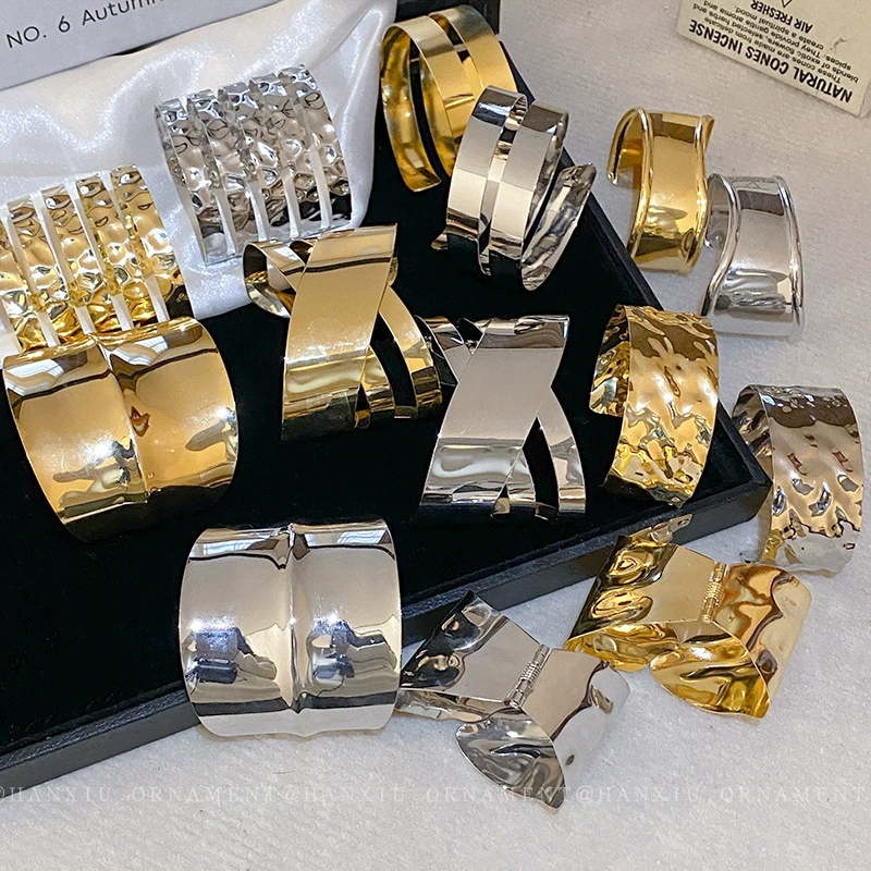 Складчатый нерегулярный геометрический открытый браслет европейский и американский металлический стиль персонализированный браслет простой темперамент нишевые новые ручные украшения