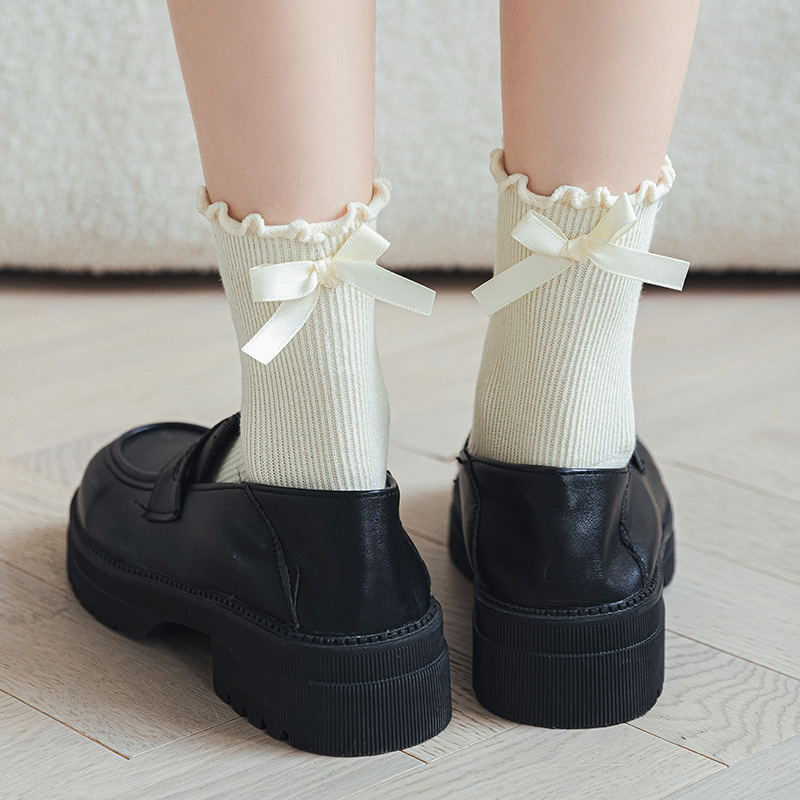 A Pair Quantity Women's Sweet Simple Style Bow Knot Cotton Crew Socks A Pair