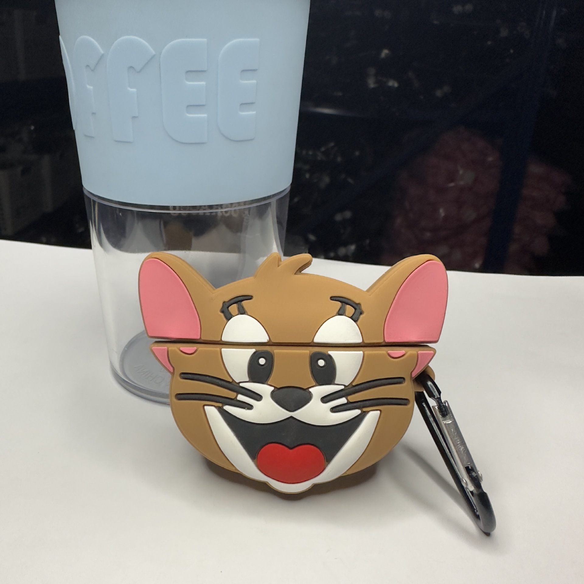 142 매듭 날카로운 마우스